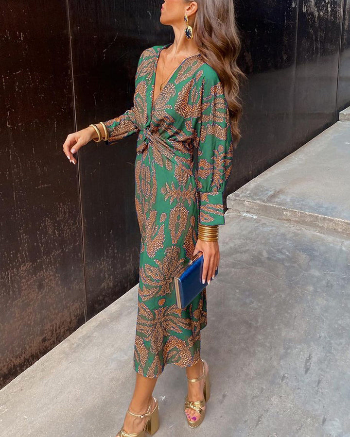 Isadora™ – Elegant Midi Dress with Timeless Charm Print