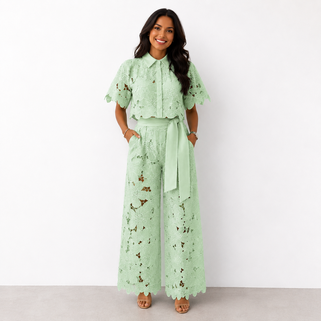Arielle |  Comfortable Set