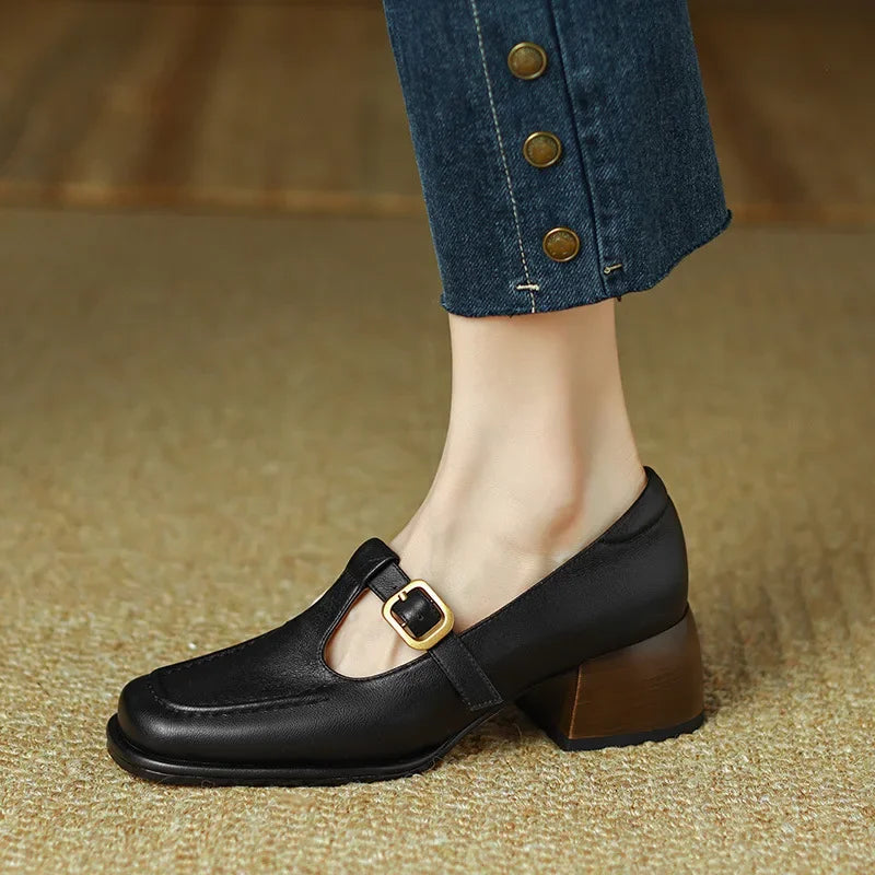 Ysolenne T-Strap