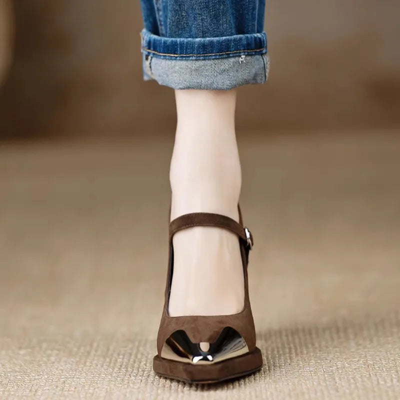 Mora Elegant Pumps